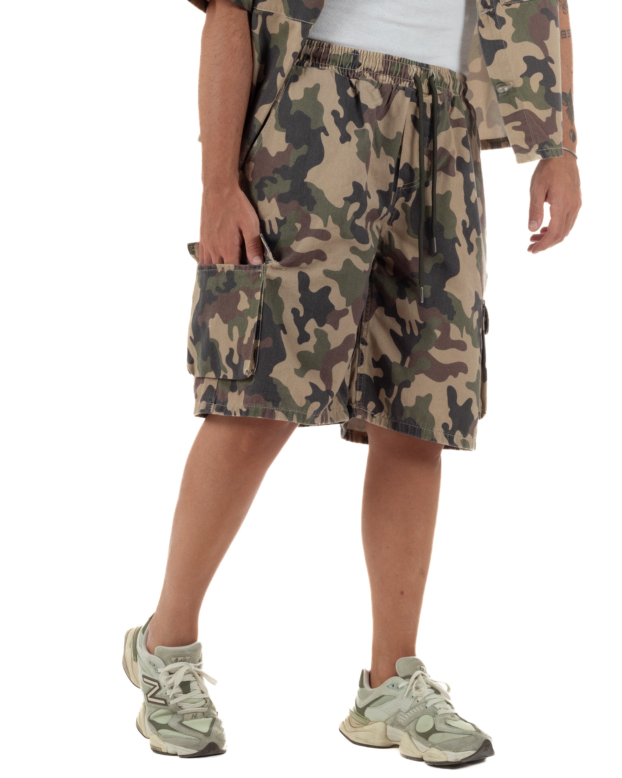 Coordinato uomo completo camicia bermuda cargo mimetico verde militare GIOSAL-OU2575A