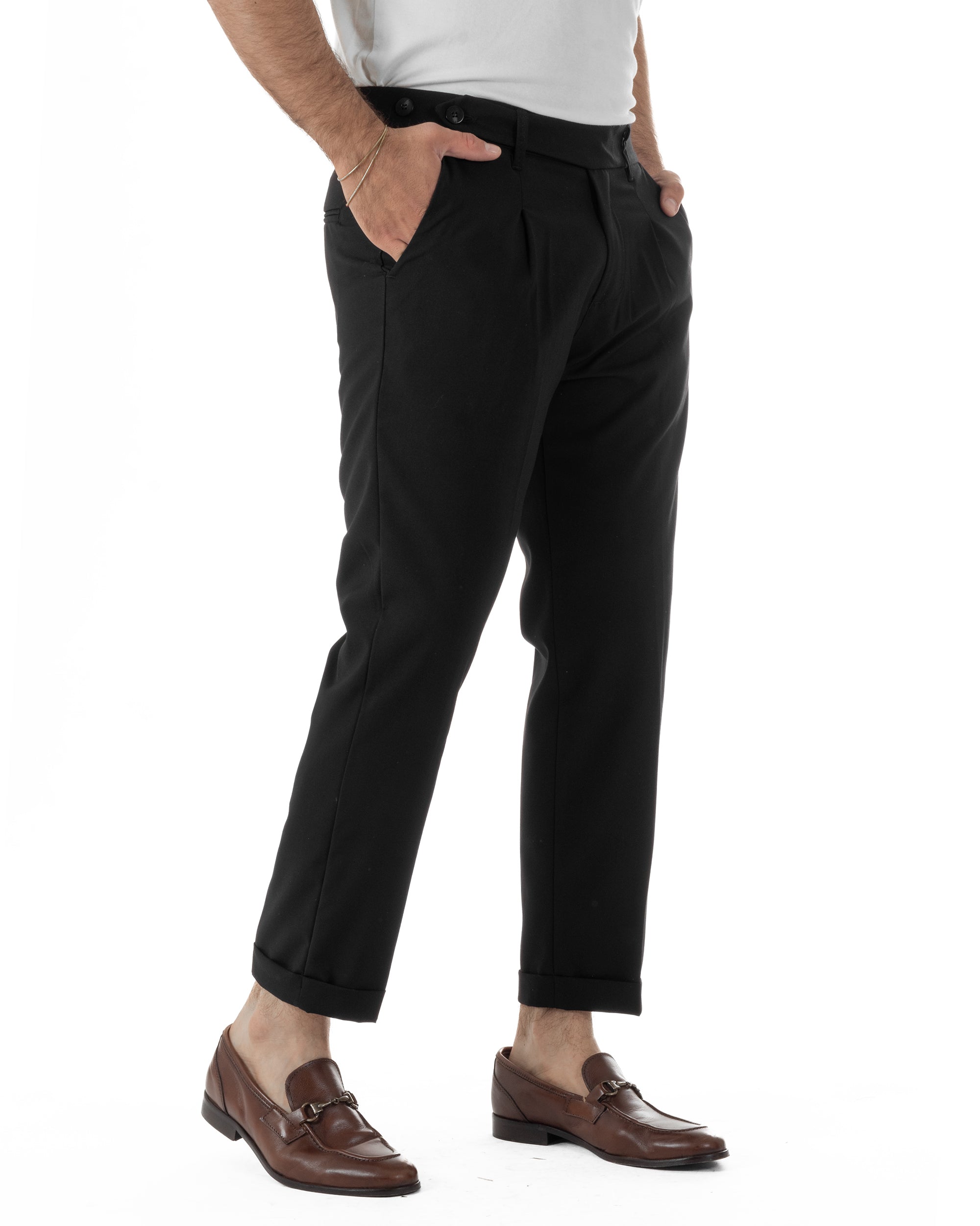 Vista laterale pantaloni uomo nero viscosa pinces tapered fit elegante