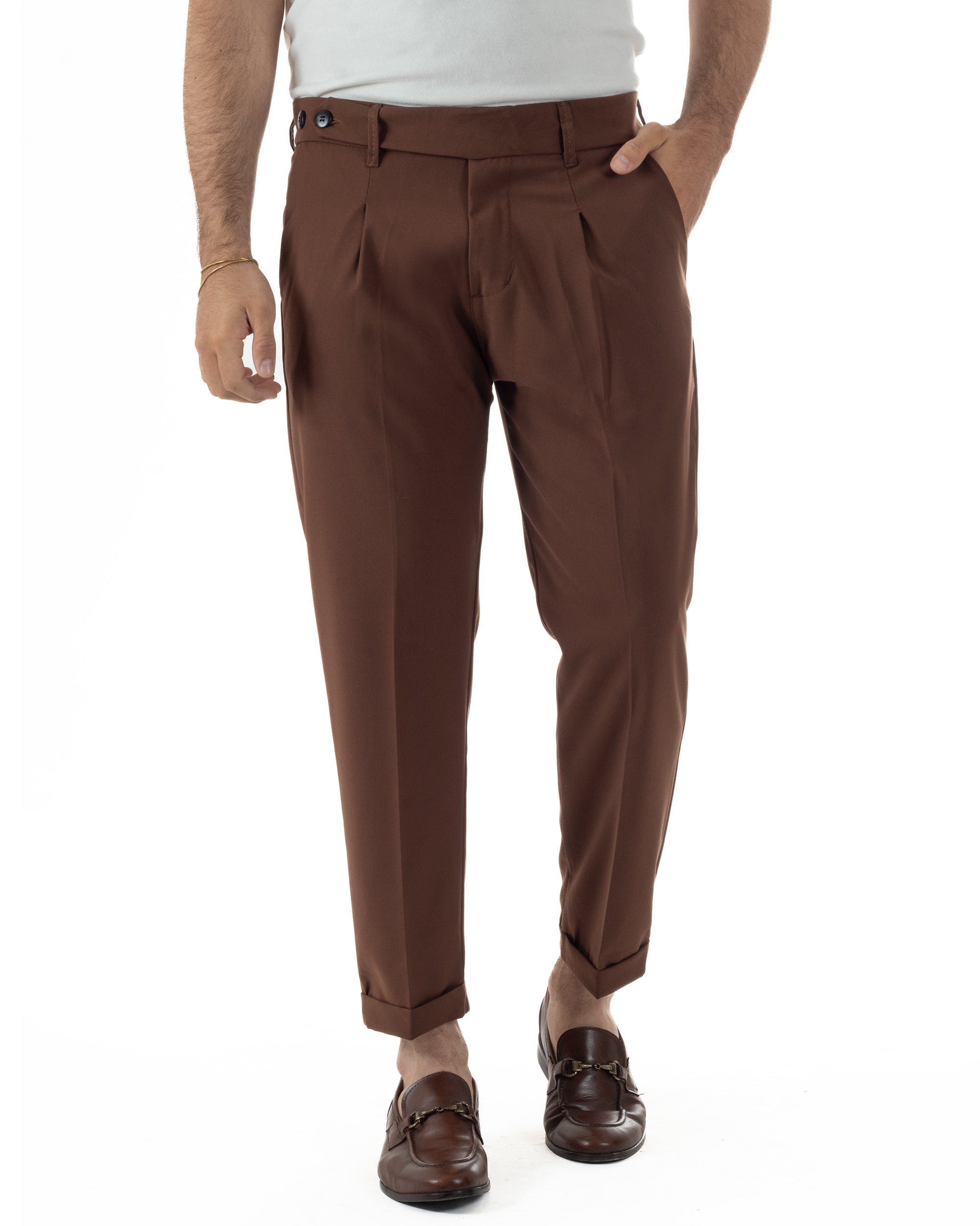 Pantaloni uomo marrone viscosa pinces abbottonatura allungata tapered fit estivo