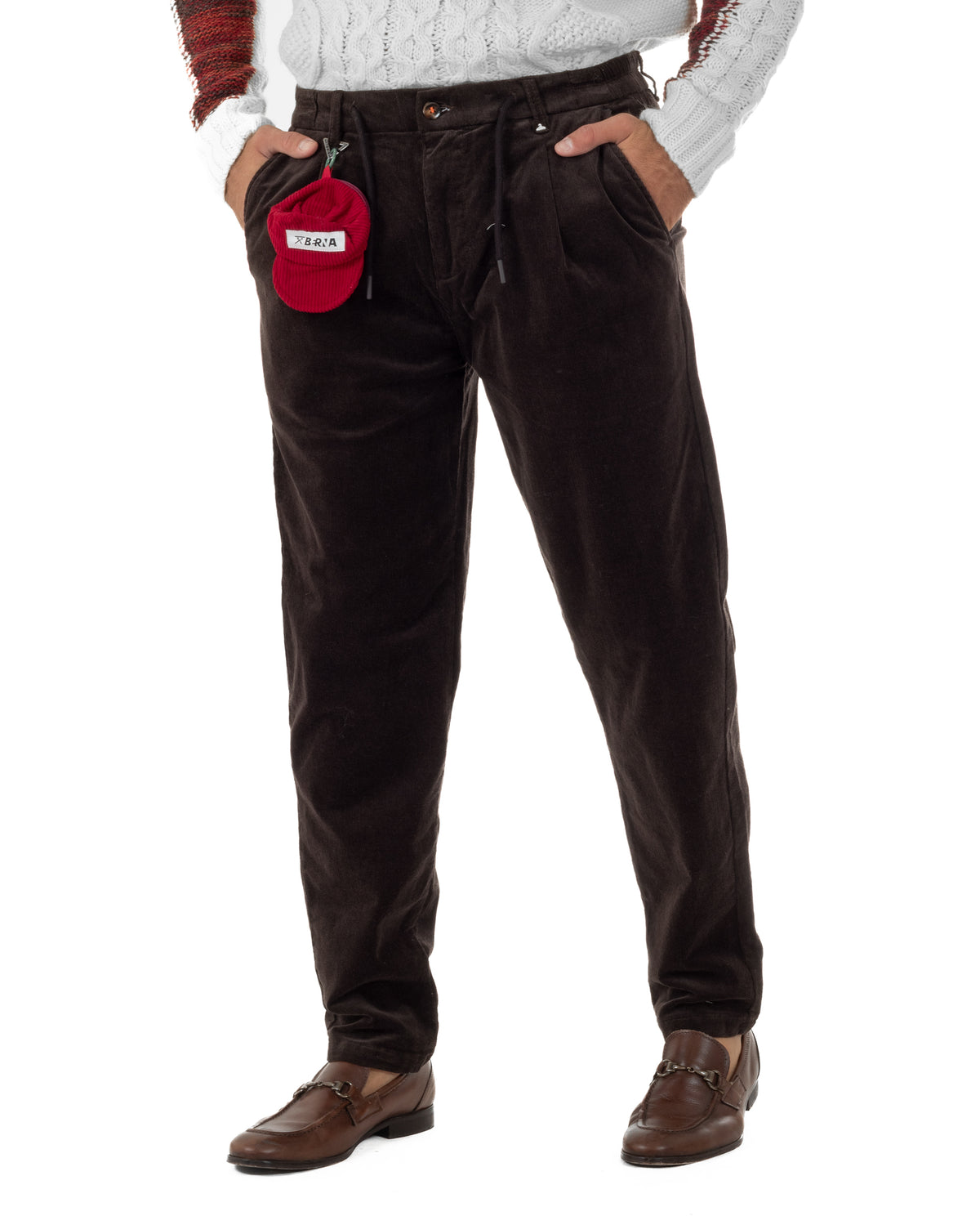 Pantaloni uomo Berna in velluto marroni a coste sottili, con pinces e coulisse
