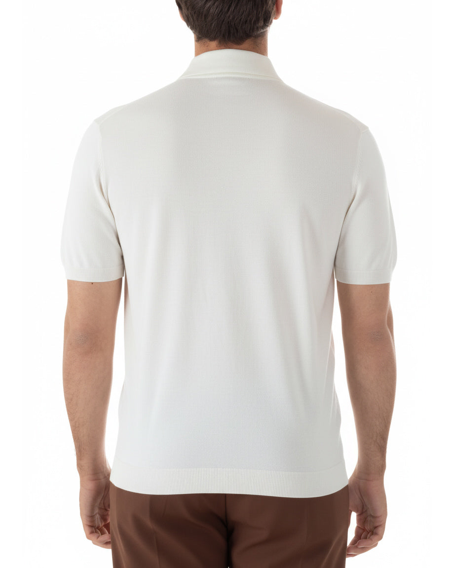 Vista posteriore polo uomo bianco filo maglia colletto zip regular fit