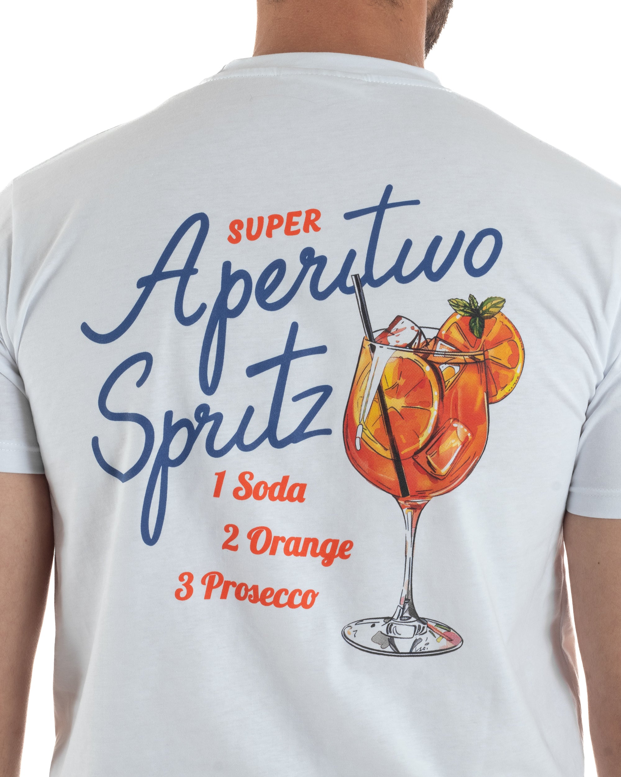 Dettaglio stampa retro ricetta cocktail corsivo bold calice t-shirt bianco Superculture