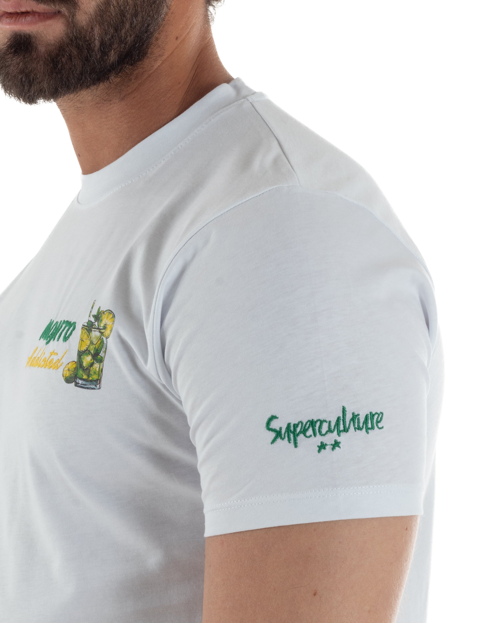 Dettaglio logo Superculture ricamato manica sinistra filo verde due stelle bianco